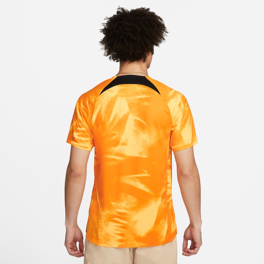 Vista posterior completa del Jersey Nike Paises Bajos de Local para la Copa Mundial FIFA 2022, en Futbol90MX