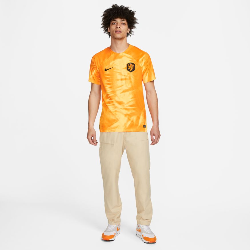Vista completa del Jersey Nike Paises Bajos de Local Mundial 2022 codigo DN0694-845 en Futbol90MX