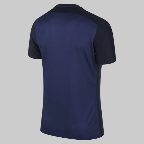 Parte posterior del jersey de local del Paris Saint-Germain 2015/16, versión Authentic Match, destacando la construcción con malla técnica diseñada para mejorar la transpirabilidad en la espalda, en Futbol90MX