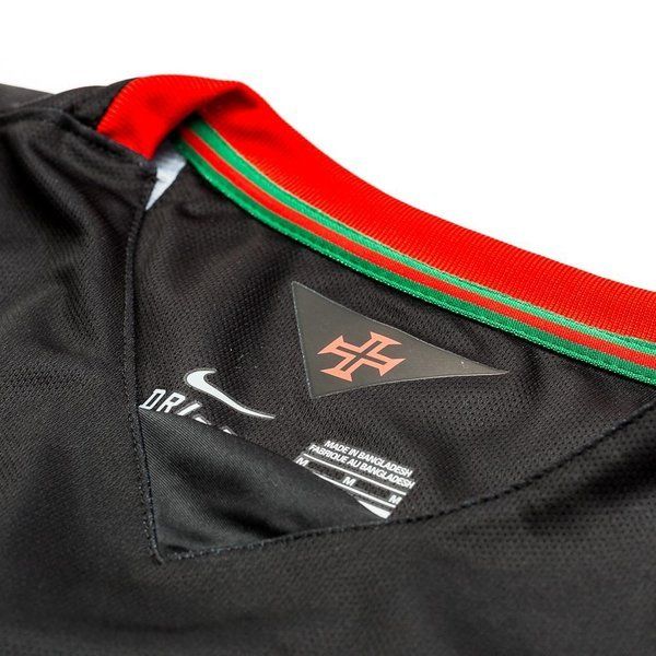 NIKE PORTUGAL JERSEY DE VISITA 2015/16 5