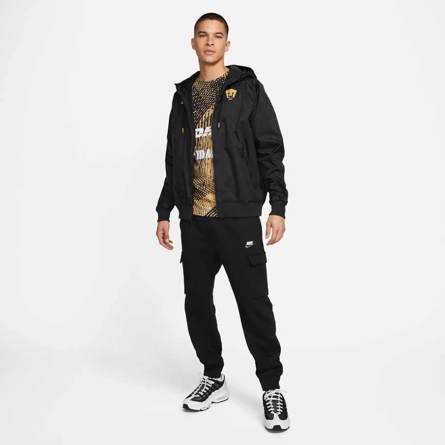 NIKE PUMAS UNAM CHAMARRA WINDRUNNER CON GORRO 2023 10