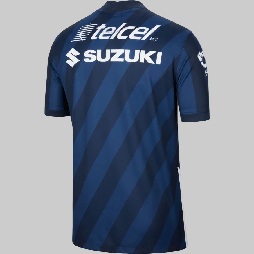 Vista posterior del jersey Nike Pumas Unam de visita 2020/21