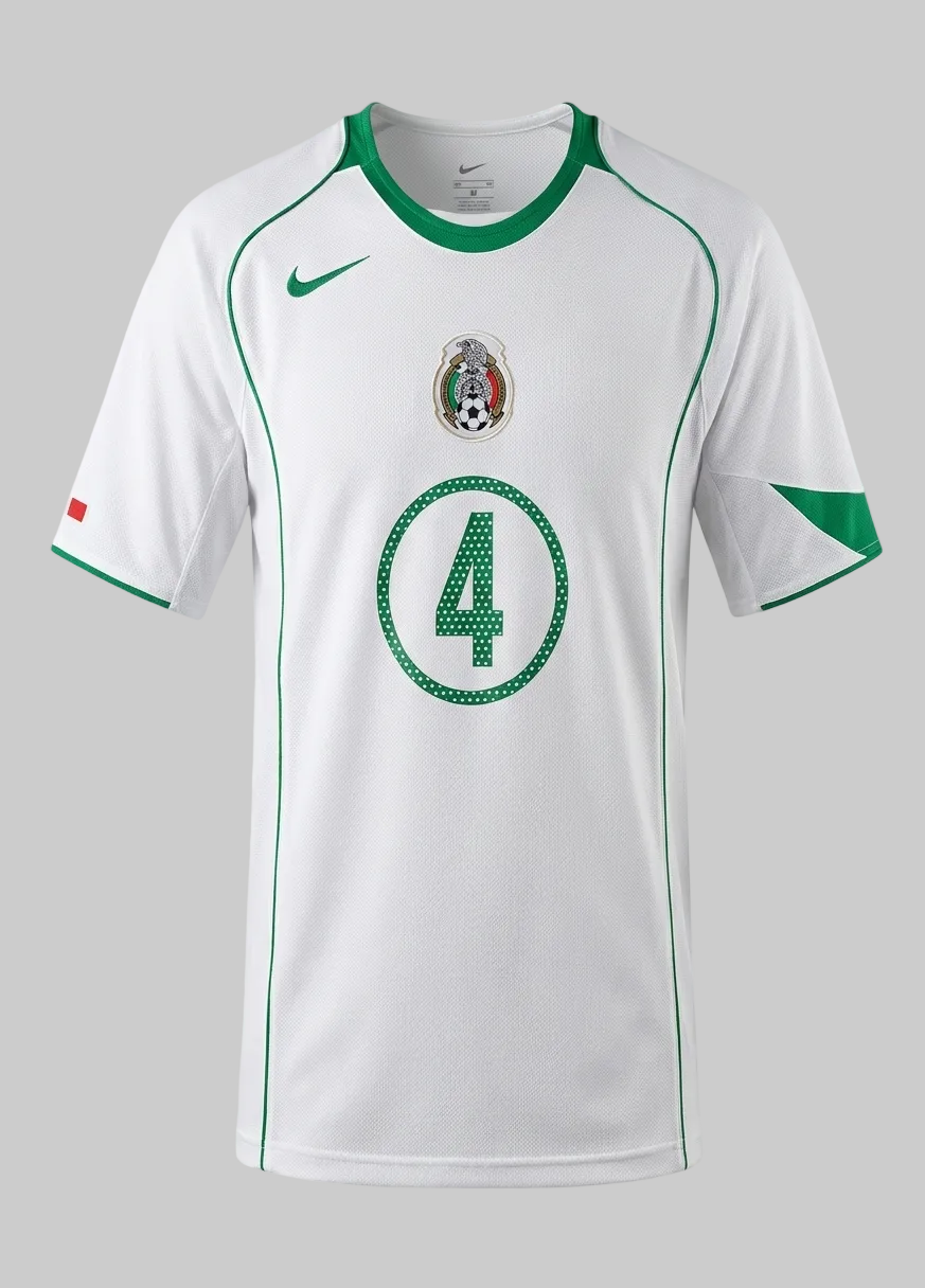 Jersey Nike México Visitante 2005 Rafael Márquez #4, línea Total 90, vista frontal completa, stock Futbl90MX