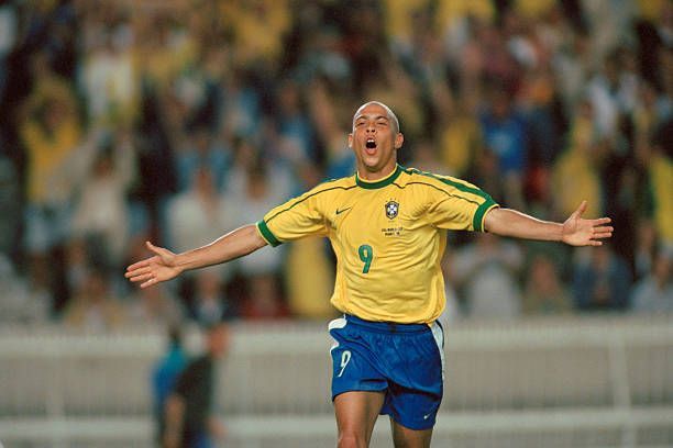 NIKE RONALDO BRASIL JERSEY DE CASA COPA MUNDIAL FIFA 1998 RE-ISSUE 2024 11