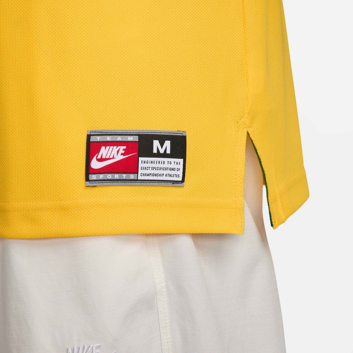 Etiqueta de Nike en el dobladillo del Jersey de Ronaldo Brasil Mundial 1998