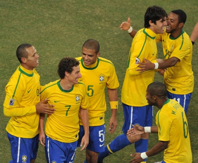 NIKE RONALDO BRASIL JERSEY DE CASA COPA MUNDIAL FIFA 2010 4