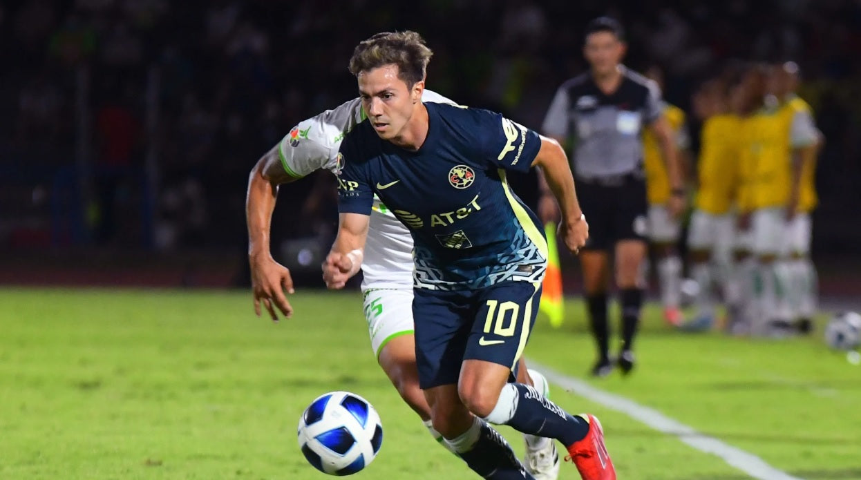 NIKE SEBASTIAN CORDOVA CLUB AMERICA ADV VAPOR MATCH JERSEY DE VISITA 2021/22 4