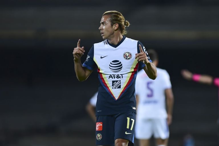 NIKE SEBASTIAN CORDOVA CLUB AMERICA JERSEY DE VISITA 2020/21 6