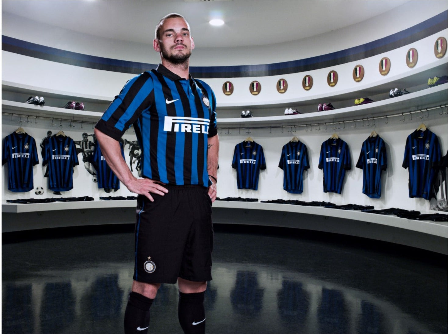 NIKE WESLEY SNEIJDER INTER MILAN JERSEY DE CASA 2011/12 4