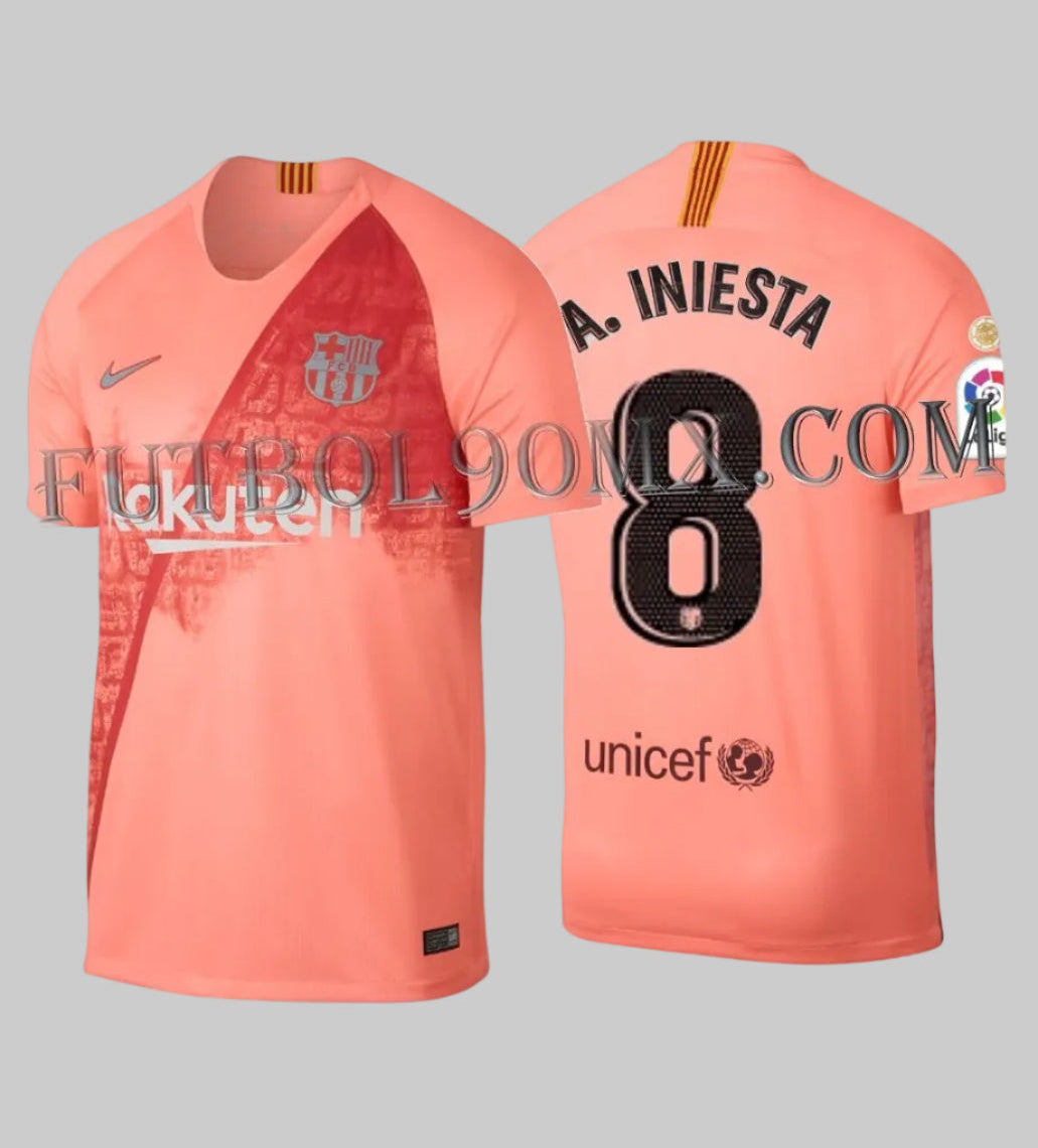 Vista combinada frontal y posterior con personalización oficial A. INIESTA 8 de la camiseta Nike FC Barcelona Tercera 2018/19 (Ref. 918989-694) disponible en Futbol90MX