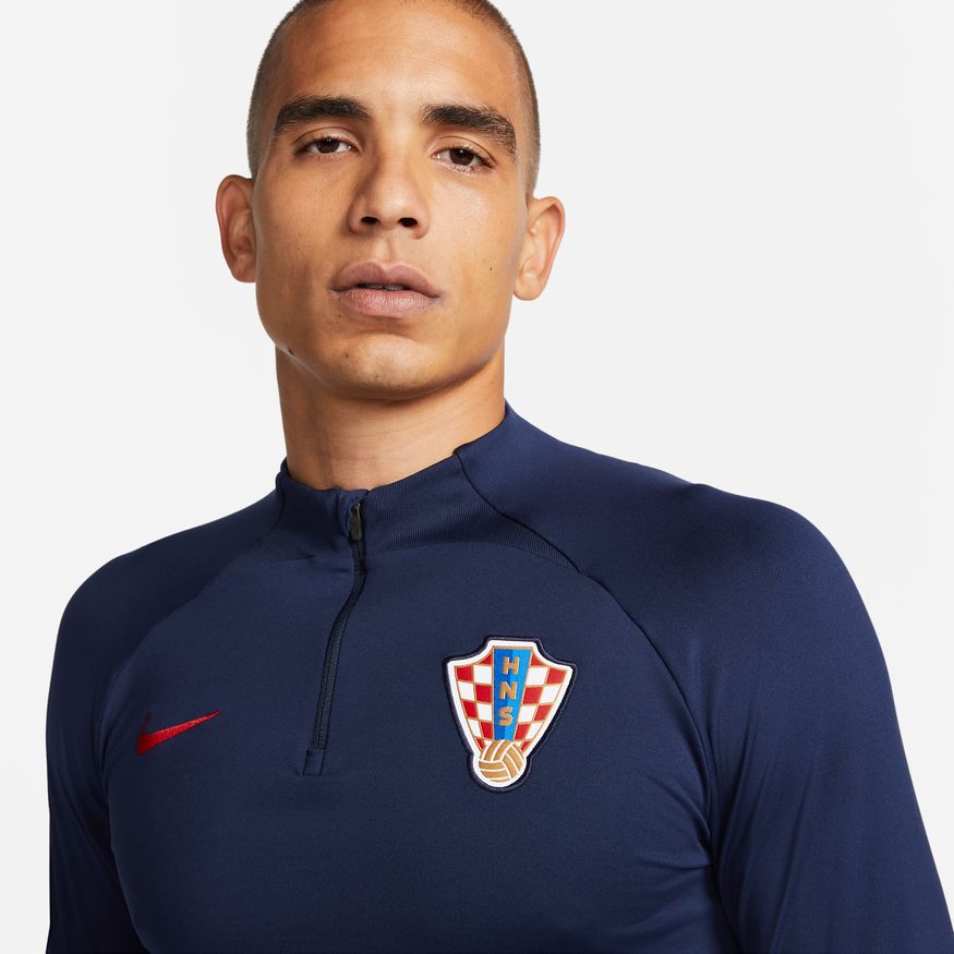 NIKE CROACIA SUDADERA STRIKE DRILL DE ENTRENAMIENTO COPA MUNDIAL FIFA 2022 3