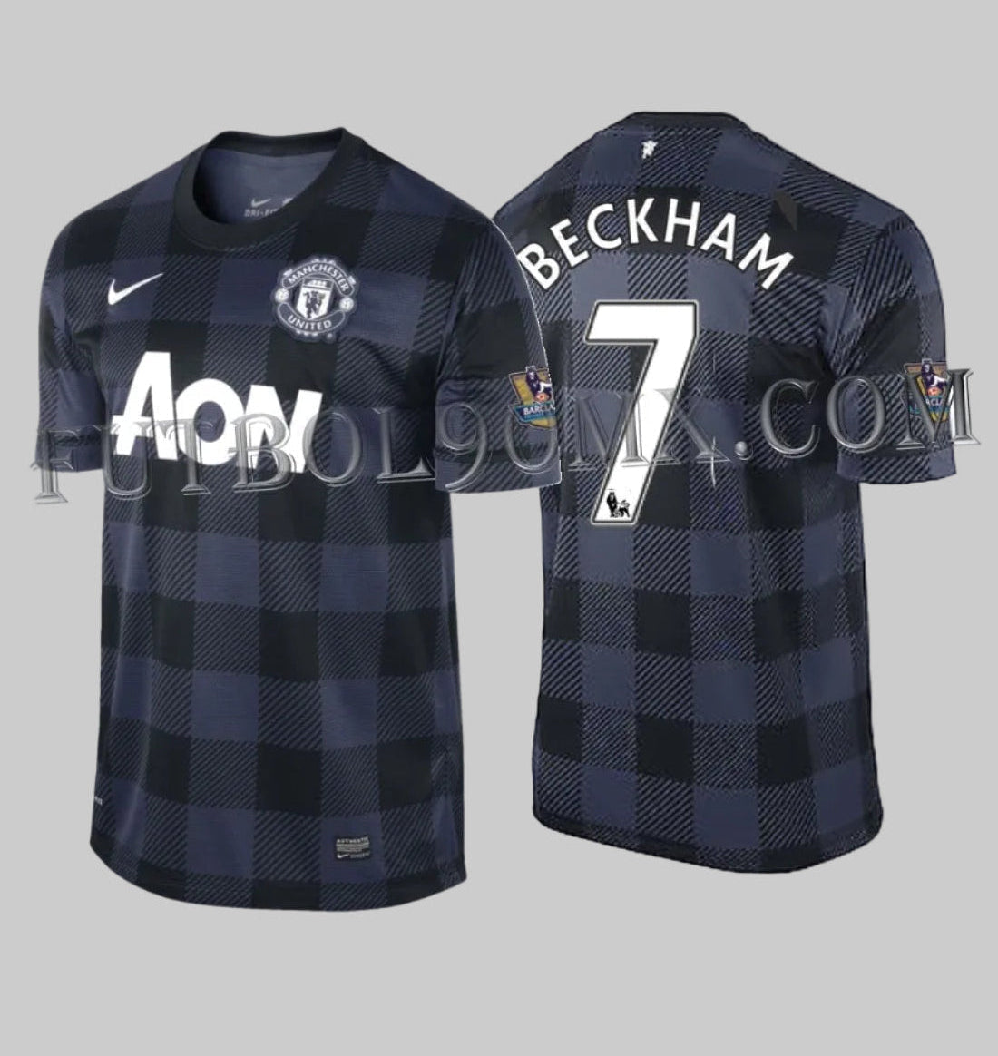 Jersey Nike Manchester United Away 2013/14 de David Beckham #7, diseño de cuadros azul y negro con parches Premier League.