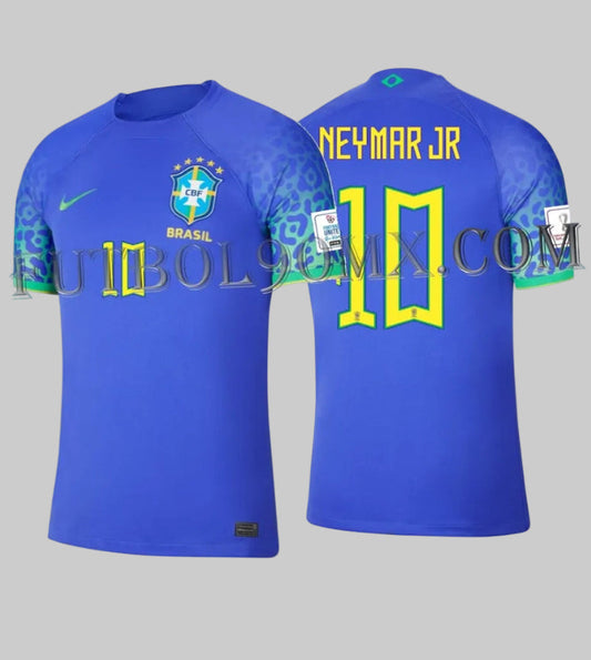 Jersey de visitante de la Selección de Brasil 2022 (código DN0678-433) personalizado con el dorsal "NEYMAR JR 10". Se muestra la vista frontal y posterior con los parches oficiales de la Copa Mundial 2022 en las mangas y el diseño de patrón de jaguar, en Futbol90MX