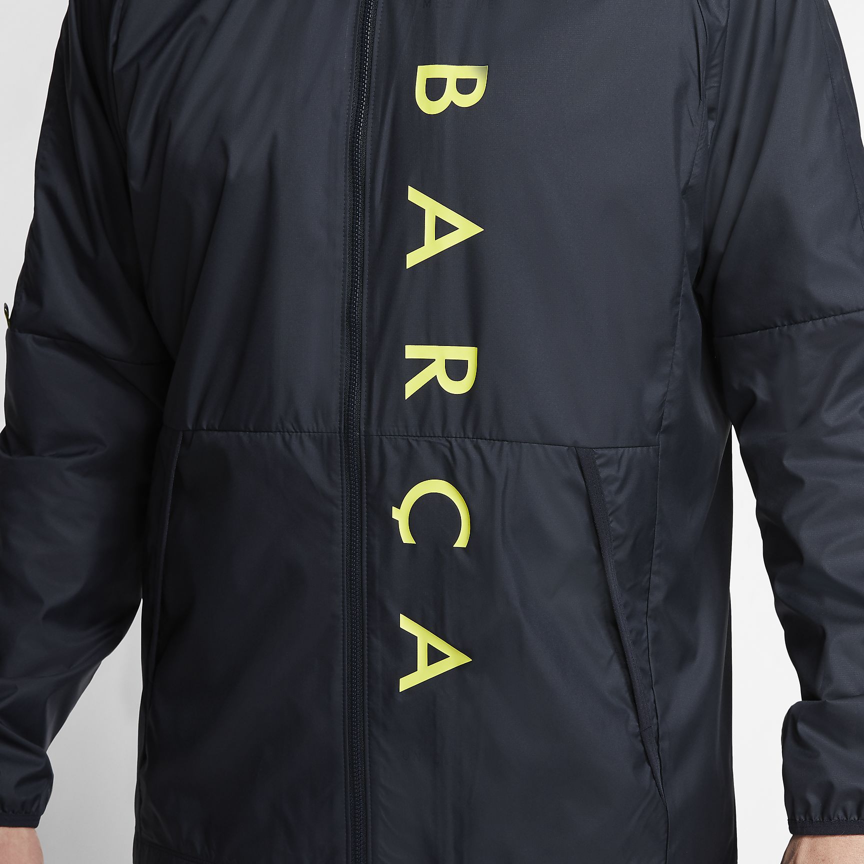 NIKE FC BARCELONA CHAMARRA LIGERA ALL WEATHER 2020 9