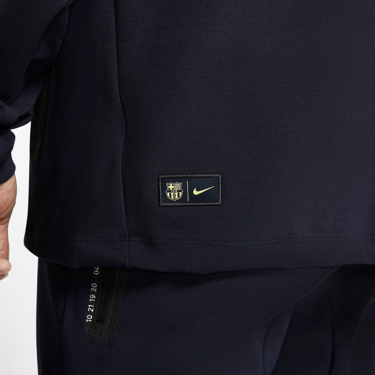 NIKE FC BARCELONA CHAMARRA TECH PACK DE GORRA CON CIERRE COMPLETO 2020 5