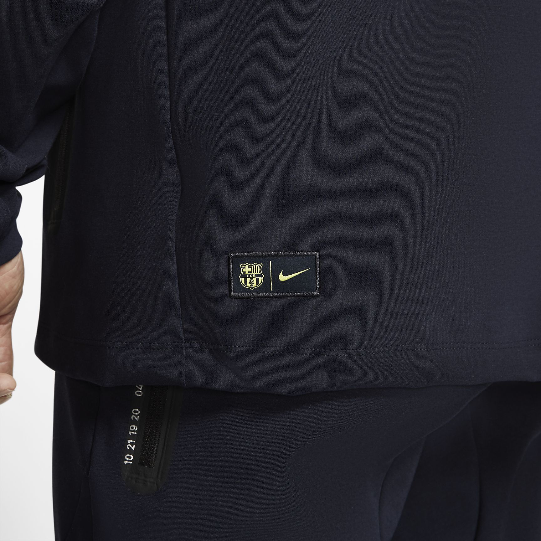 NIKE FC BARCELONA CHAMARRA TECH PACK DE GORRA CON CIERRE COMPLETO 2020 5