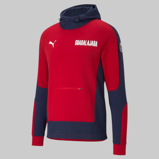 PUMA CHIVAS DEL GUADALAJARA SUDADERA CON GORRA EVOSTRIPE 2021 1