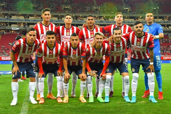 PUMA CHIVAS DE GUADALAJARA AUTHENTIC MATCH JERSEY DE CASA 2022/23 5
