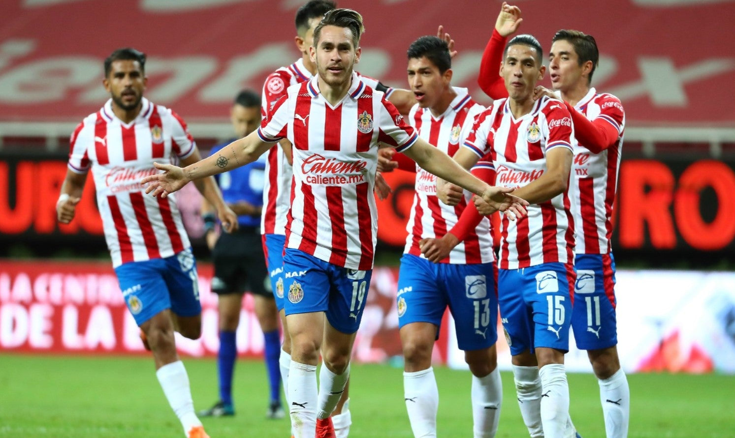 PUMA CHIVAS DE GUADALAJARA JERSEY DE CASA 2020/21 4