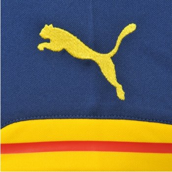 Logo Puma bordado en mangas de jersey de visita Arsenal FC 2014/15