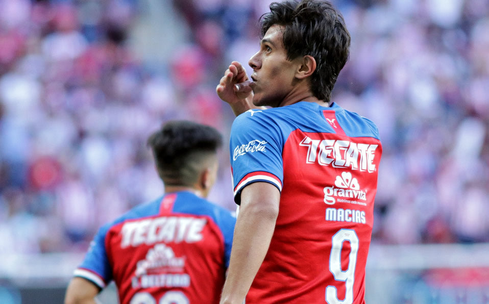 PUMA JOSE JUAN MACIAS CHIVAS DE GUADALAJARA JERSEY DE CASA 2019/20 4