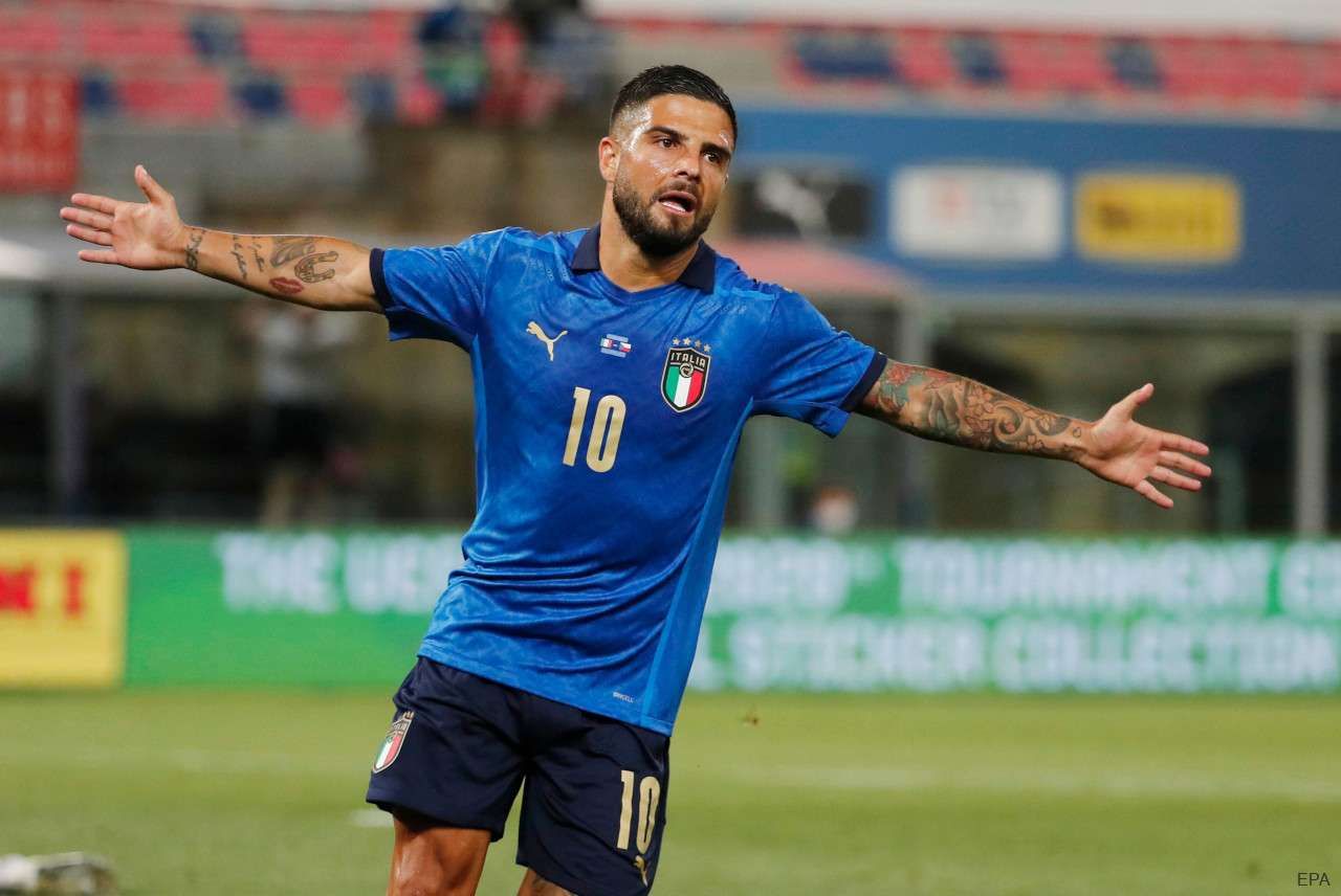 PUMA LORENZO INSIGNE ITALIA AUTHENTIC MATCH JERSEY DE CASA EURO 2020 2021 8