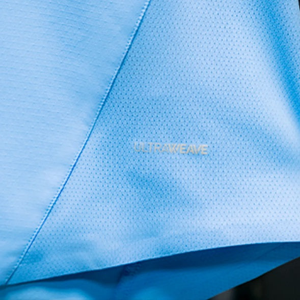Detalle de la tecnología textil de rendimiento ULTRAWEAVE en la camiseta Puma Manchester City 2024/25 (Ref. 775050 01) en Futbol90MX