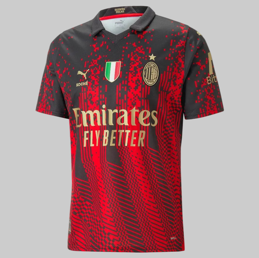 Vista frontal del Jersey Puma AC Milan x Koche de Zlatan Ibrahimovic 2022/23 en Futbol90MX