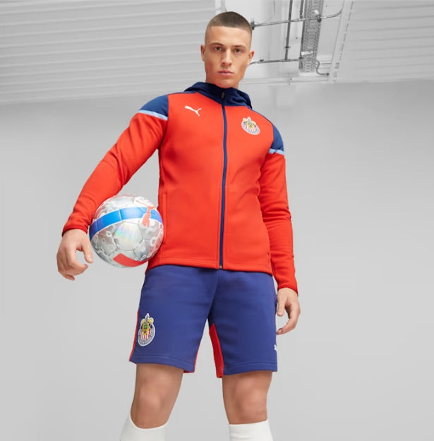 PUMA CHIVAS DE GUADALAJARA CASUALS CHAMARRA CON GORRA 2023/24 7