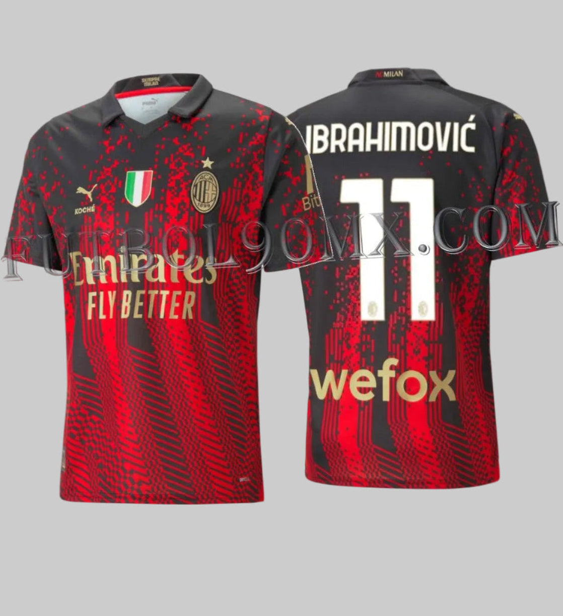 Jersey AC Milan x KOCHÉ 2022-23 Cuarta Equipación con personalización oficial Ibrahimović 11. Vista frontal con parche de Scudetto y vista trasera con tipografía dorada de la Serie A sobre diseño pixelado rojo y negro Puma 773362 01 en Futbol90MX