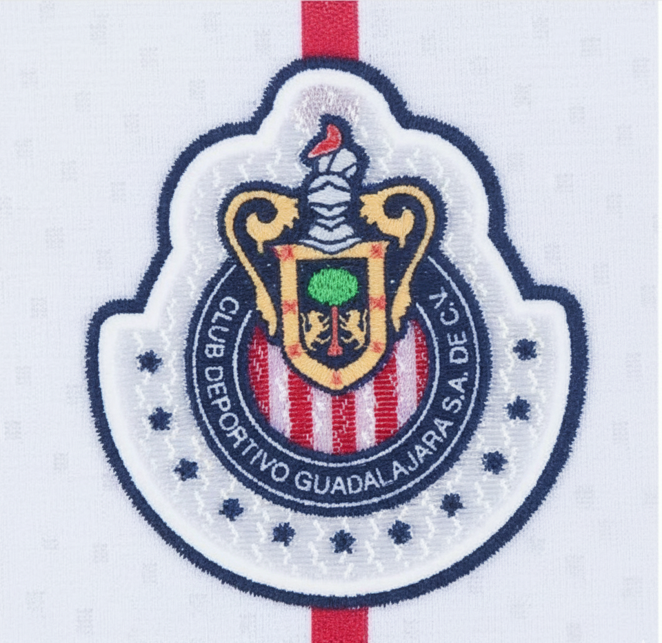 REEBOK CHIVAS DEL GUADALAJARA JERSEY DE VISITA PARA MUJER 2010/11 4