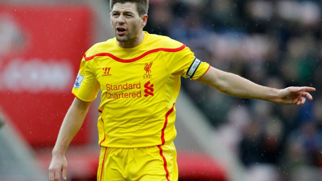 WARRIOR STEVEN GERRARD LIVERPOOL FC JERSEY DE VISITA 2014/15 3
