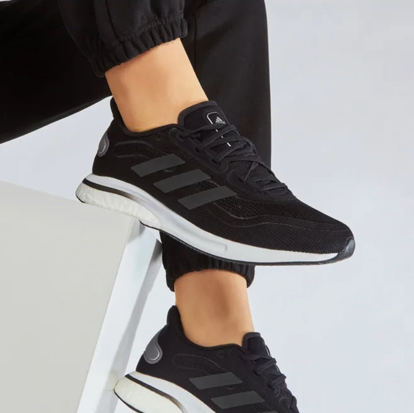 ADIDAS SUPERNOVA ZAPATOS DE CORRER PARA MUJER Negro 10