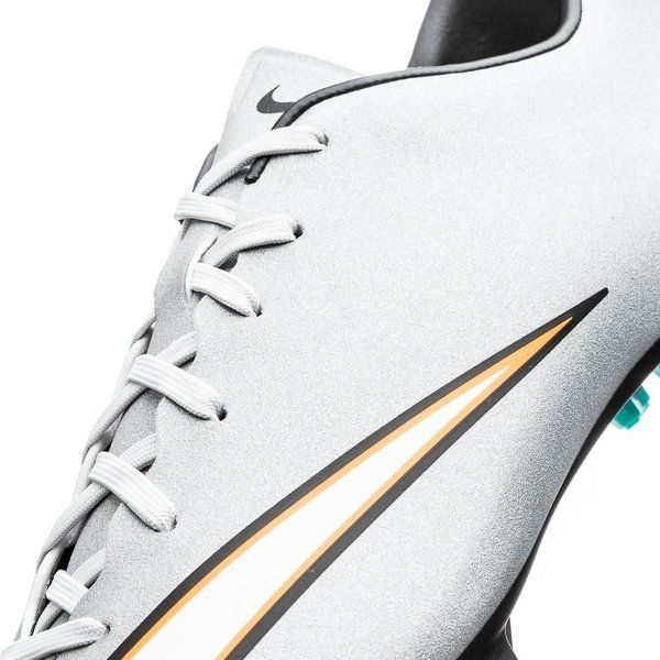 NIKE CR7 MERCURIAL VICTORY V CR FG ZAPATOS DE FUTBOL PARA TERRENO FIRME Plata 4