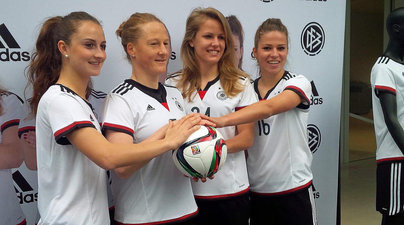 ADIDAS ALEMANIA JERSEY DE CASA PARA MUJER COPA MUNDIAL FEMENINA FIFA 2015 11